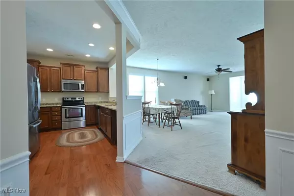 North Ridgeville, OH 44039,9103 Vernon HL