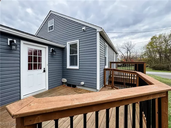 Barberton, OH 44203,65 29th ST NW