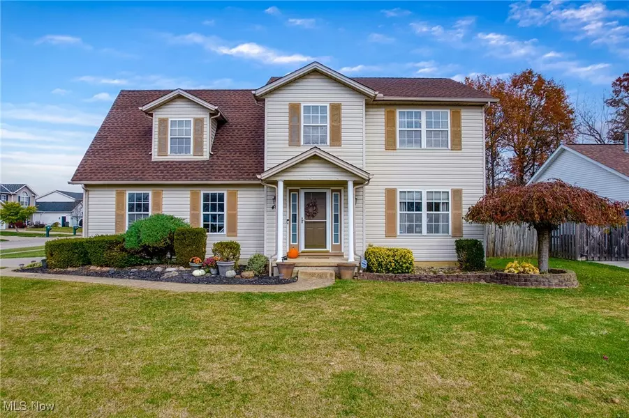 402 Song Bird ST, Elyria, OH 44035