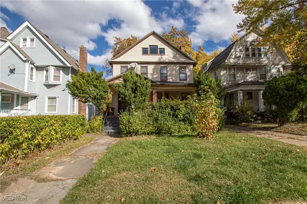 1863 Page AVE, East Cleveland, OH 44112