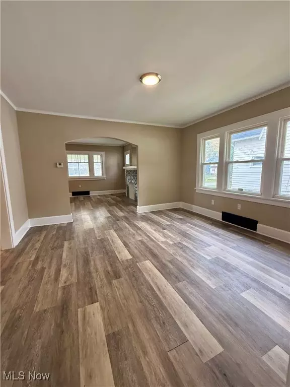 Akron, OH 44320,1017 Stadelman AVE