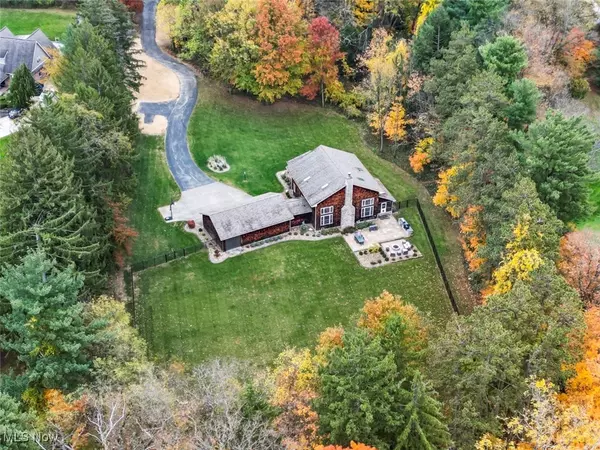 Canfield, OH 44406,5464 Tippecanoe RD