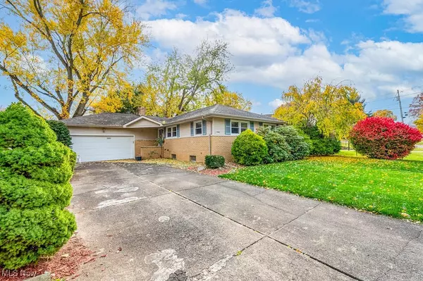 Youngstown, OH 44514,2985 Algonquin DR