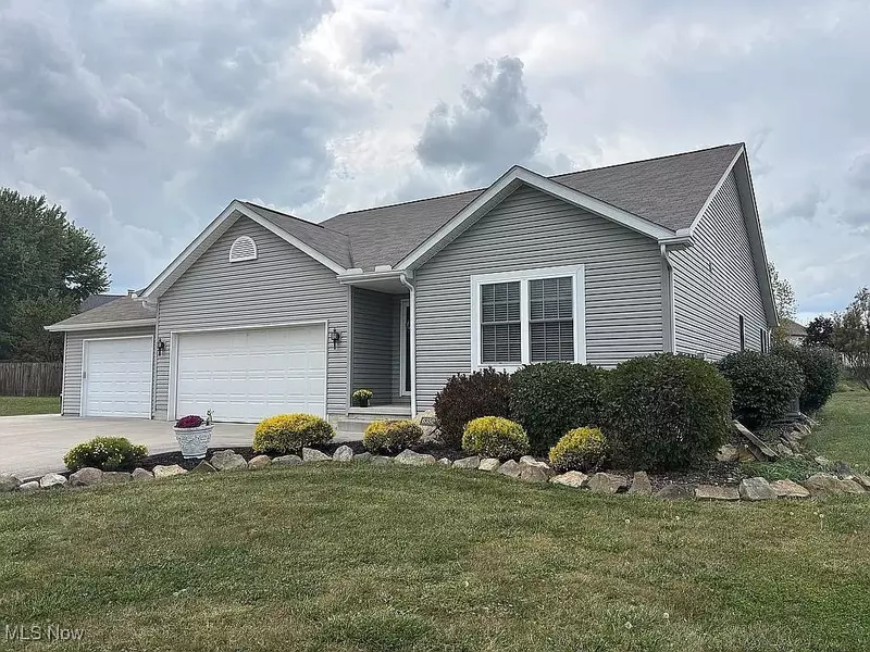 6350 Stoney Ridge DR, Youngstown, OH 44515