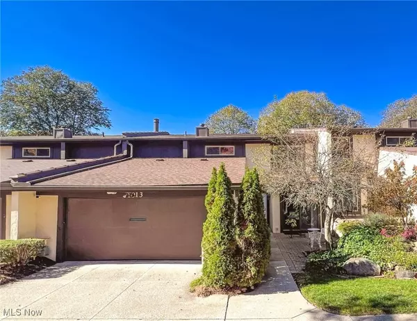 1013 Bunker DR, Fairlawn, OH 44333