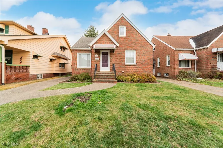 4909 E 110th ST, Garfield Heights, OH 44125