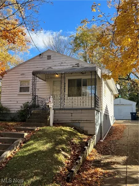 1195 Pitkin AVE, Akron, OH 44310