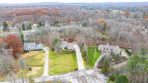 Willoughby Hills, OH 44094,2675 Deer RUN