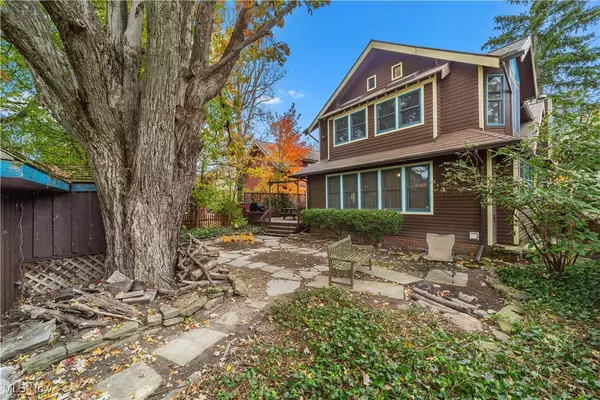 Berea, OH 44017,19 4th