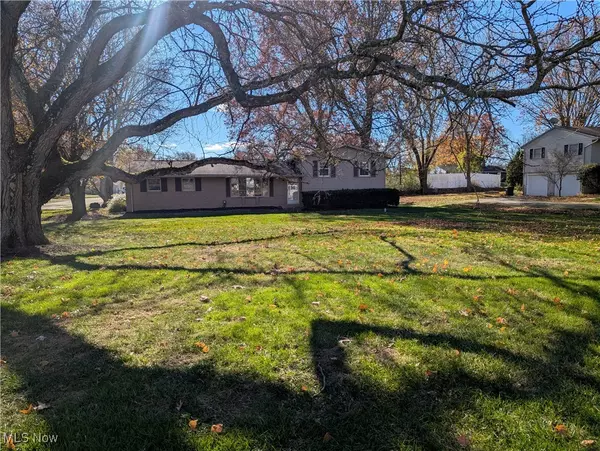 Massillon, OH 44646,7160 Bretz ST NW