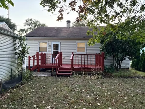 North Canton, OH 44720,1060 Park AVE NE