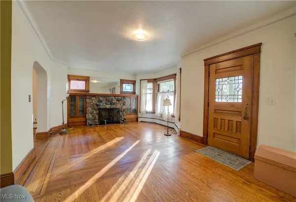 Cleveland, OH 44102,2193 West BLVD