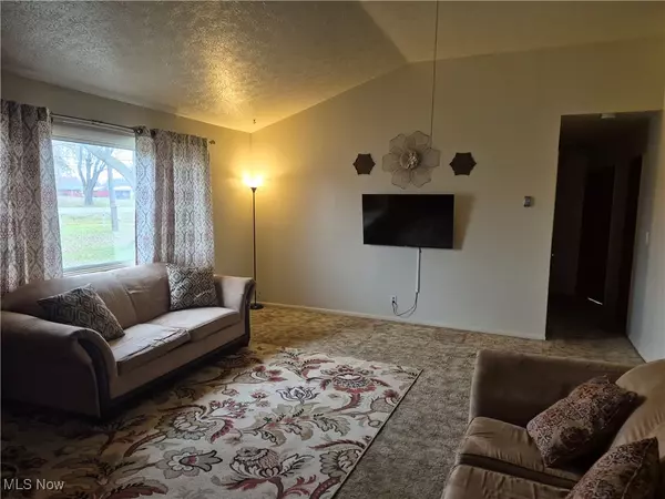 Columbia Station, OH 44028,27604 Royalton RD