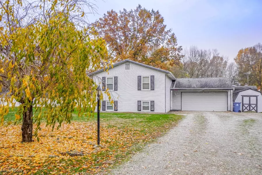 5648 Hill Run CIR NW, Massillon, OH 44646