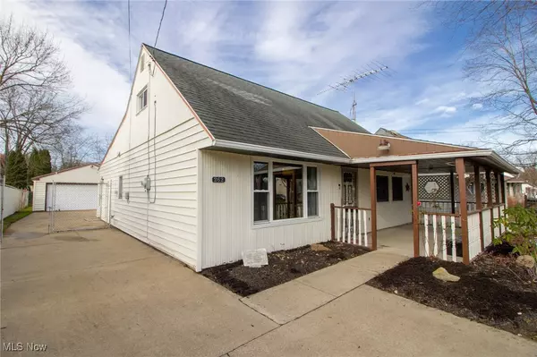 Austintown, OH 44515,262 Idlewood RD