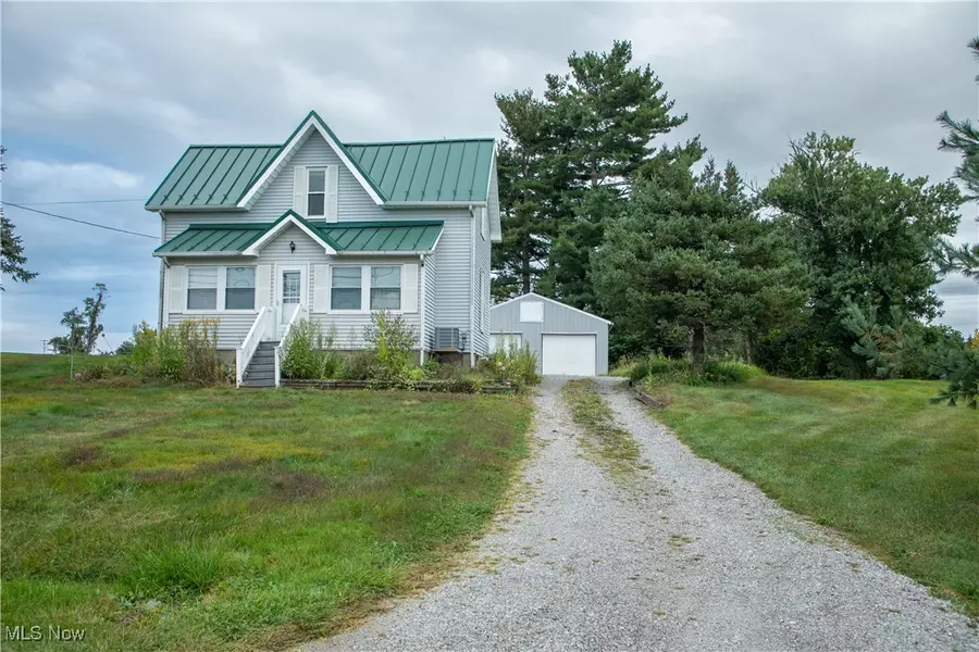 61781 W Tacoma RD, Barnesville, OH 43713