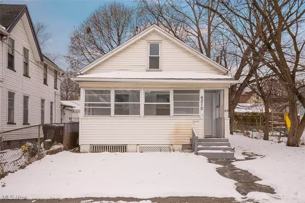 Cleveland, OH 44102,6210 Pear AVE