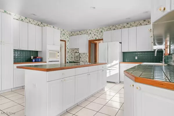 Alliance, OH 44601,856 Birchwood DR