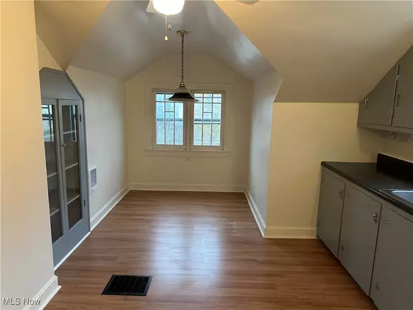 Boardman, OH 44512,70 Clifton DR