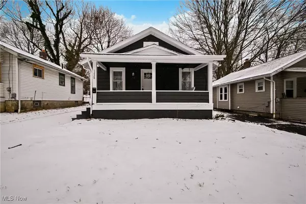 1228 Arnold AVE, Akron, OH 44305