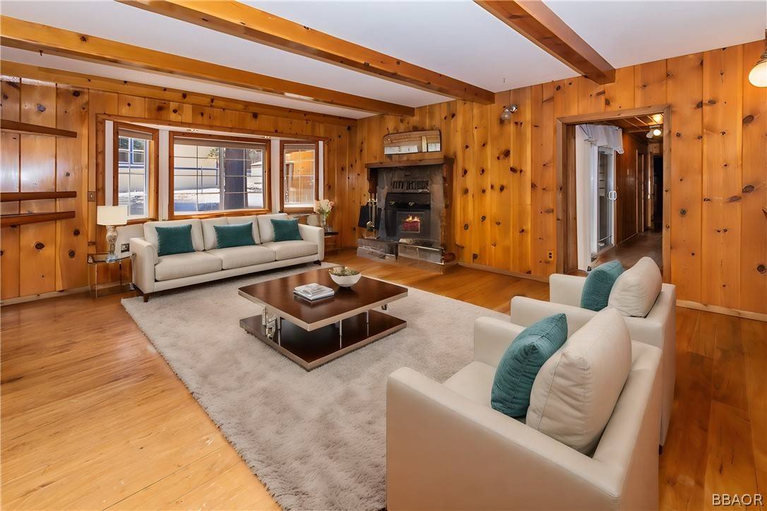 Big Bear City, CA 92314,1185 Mitchell LN
