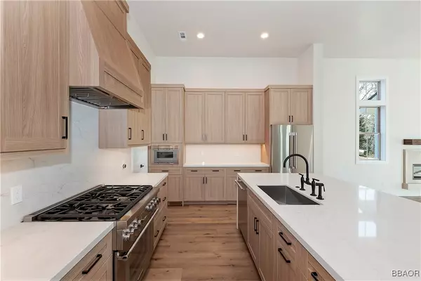 Big Bear Lake, CA 92315,870 Pine Meadow CT
