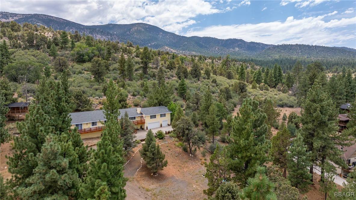 Big Bear City, CA 92314,2196 Mariposa LN