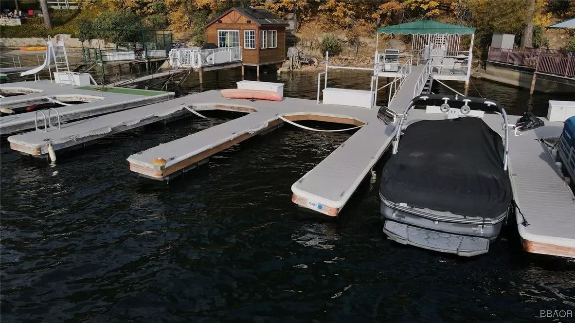 Lake Arrowhead, CA 92352,0 North Shore #401