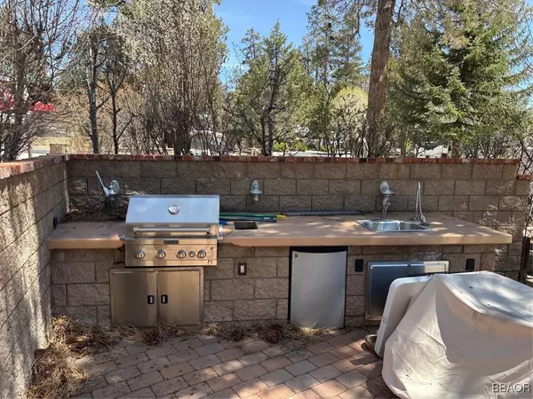 Fawnskin, CA 92333,40751 North Shore Lane #49