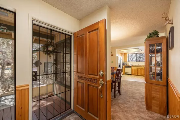 Sugarloaf, CA 92386,793 Orange AVE