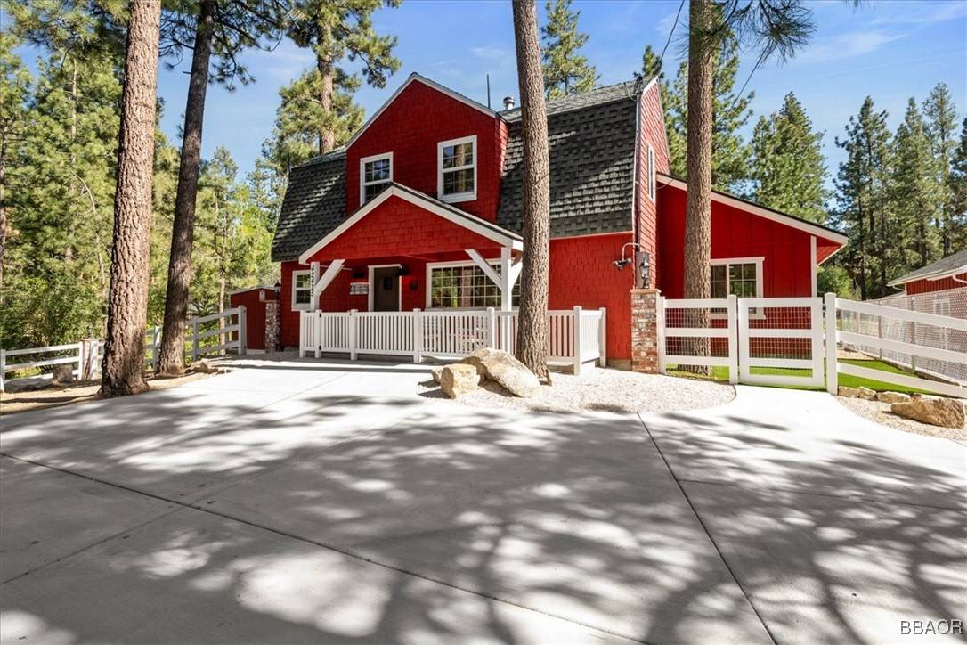 42425 Fox Farm RD, Big Bear Lake, CA 92315