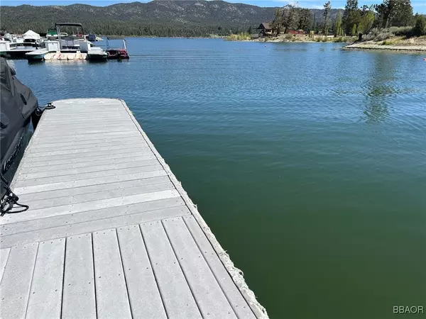 Big Bear Lake, CA 92315,400 Pine Knot BLVD #ET-F60