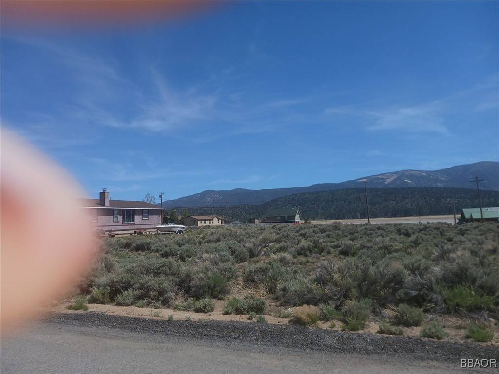 Big Bear City, CA 92314,0 Vale DR