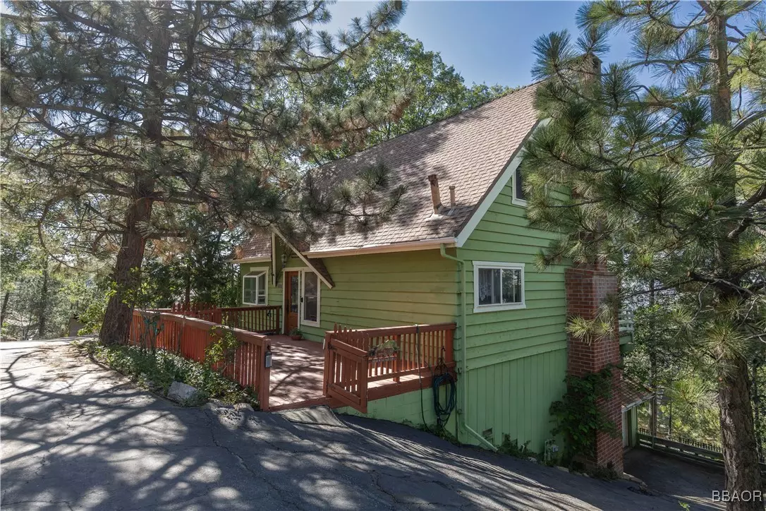 Lake Arrowhead, CA 92352,1268 Aleutian DR