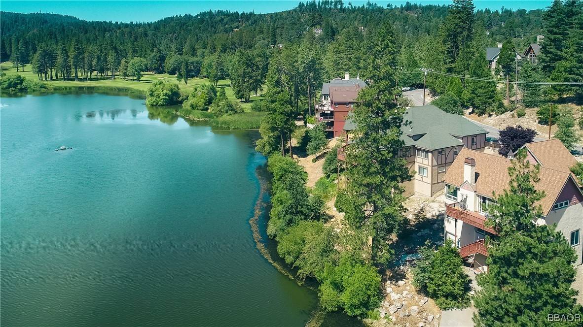 781 Brentwood DR, Lake Arrowhead, CA 92352