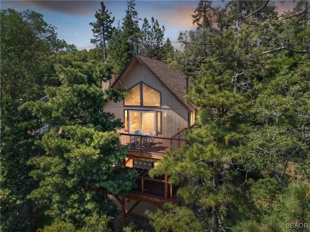 Lake Arrowhead, CA 92352,27581 St Bernard LN