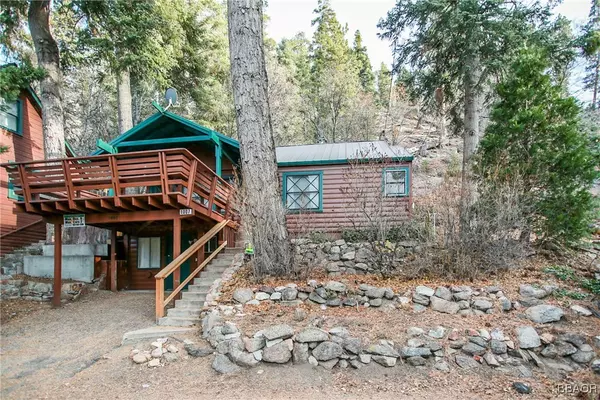 1007 Knickerbocker RD, Big Bear Lake, CA 92315
