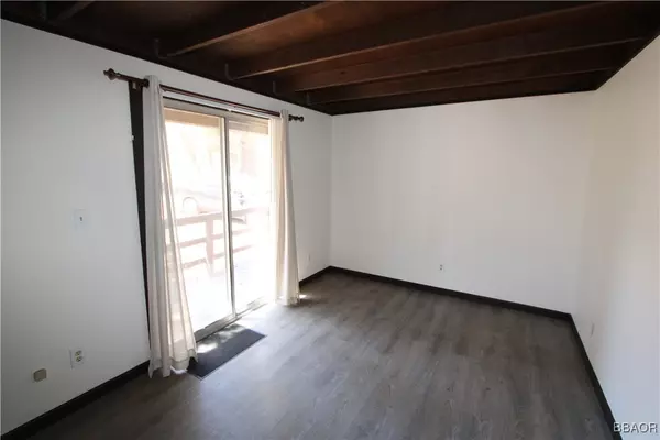 Sugarloaf, CA 92386,898 Los Angeles AVE
