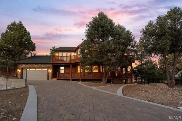 Big Bear Lake, CA 92314,42573 Bear LOOP