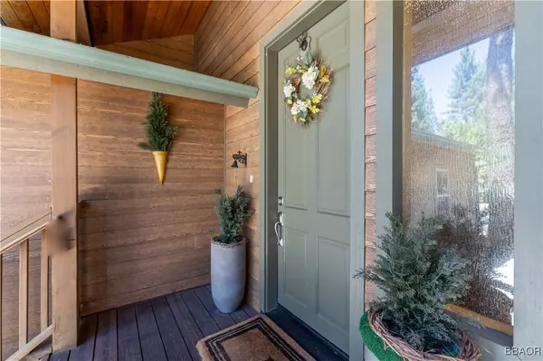 Big Bear Lake, CA 92315,113 Meadow View DR