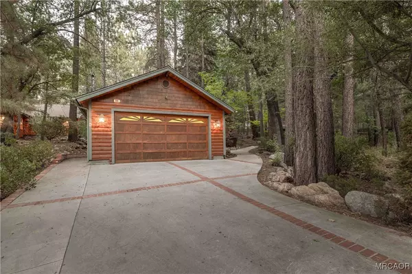 Big Bear Lake, CA 92315,809 Oriole DR