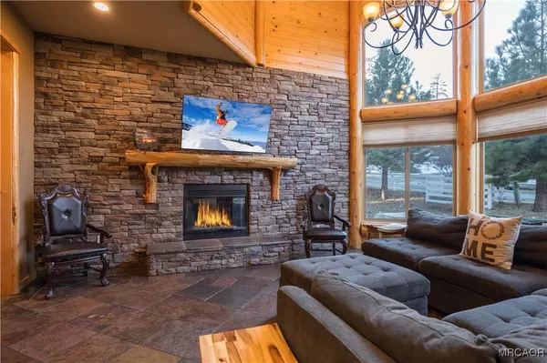 Big Bear Lake, CA 92315,325 Stony Creek RD