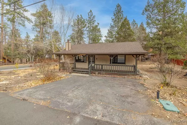 Sugarloaf, CA 92386,515 Vista AVE