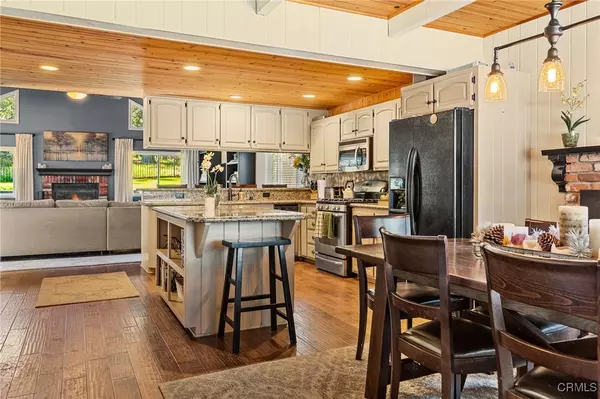 Crestline, CA 92325,123 Pine Ridge RD