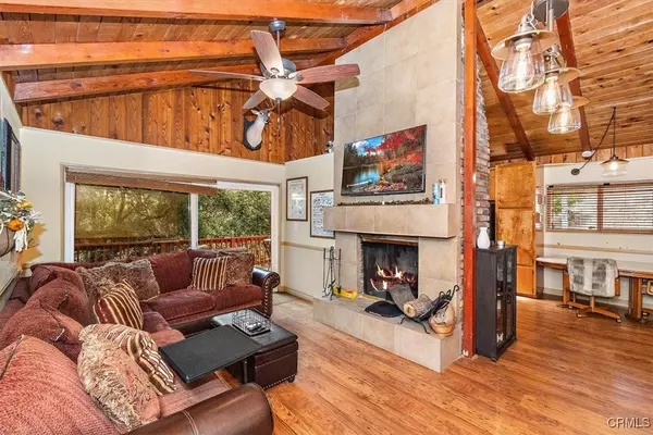 Crestline, CA 92325,460 Delle DR