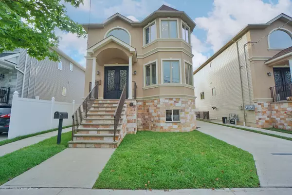 157 David ST, Staten Island, NY 10308