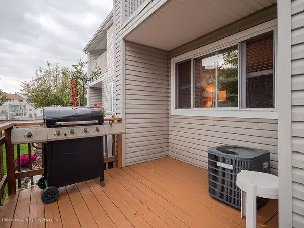 Staten Island, NY 10314,442-2 Caswell AVE #2