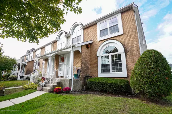 Staten Island, NY 10314,78 Debbie ST #B