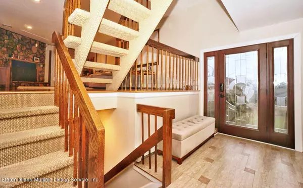 Staten Island, NY 10312,71 Ravenna ST