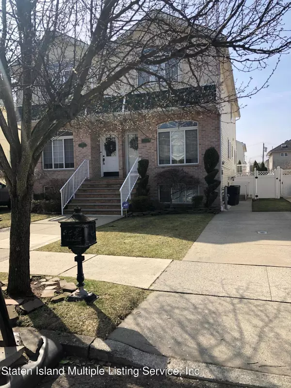 Staten Island, NY 10309,20 Pitney AVE